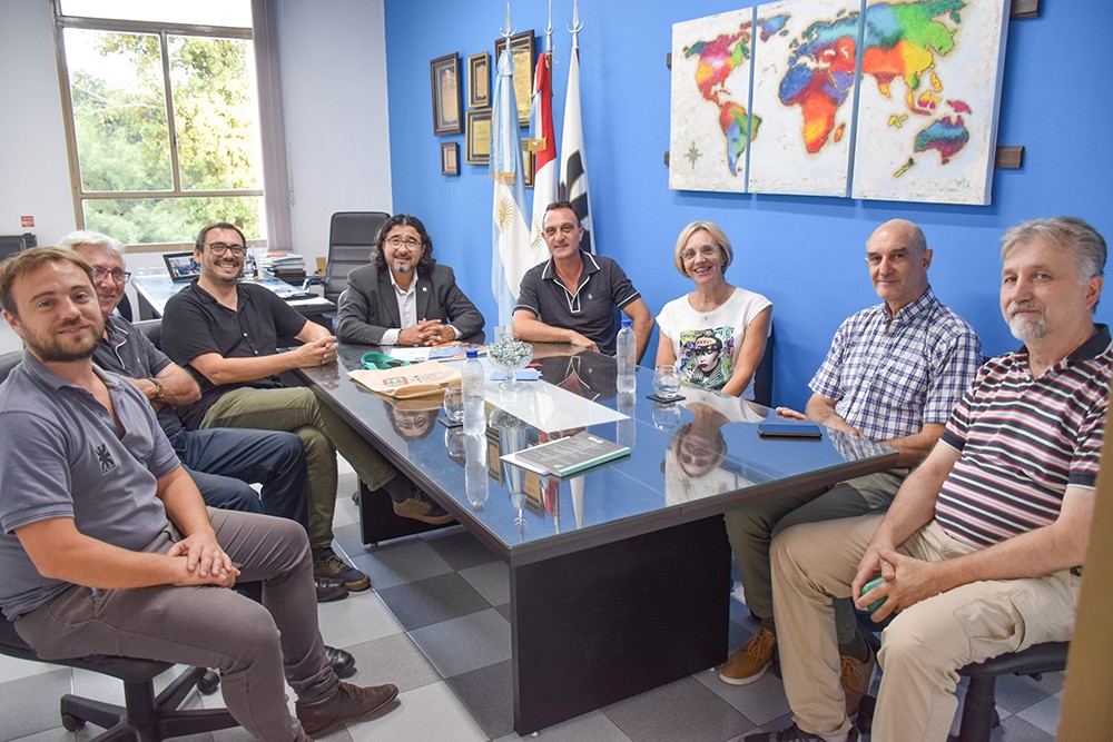 Representantes del Instituto Movilizador de Fondos Cooperativos se reunieron con autoridades de nuestra Facultad