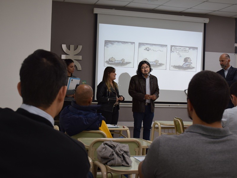 Abrió la cohorte especial para la Maestría en Administración de Negocios