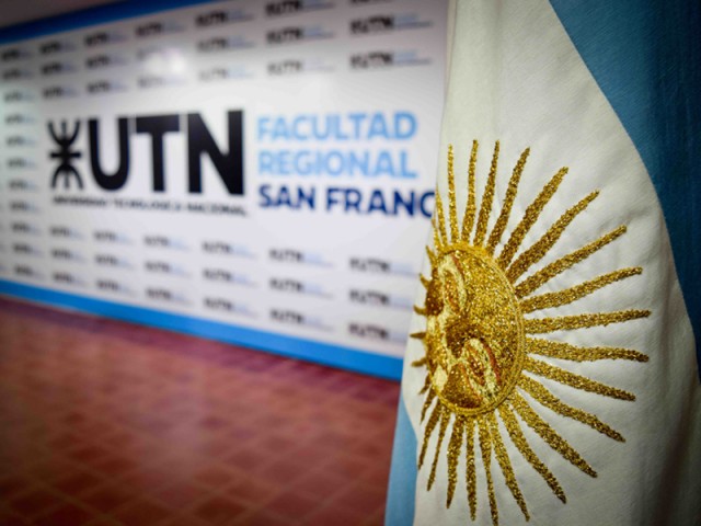 Se realiza este viernes el acto de cambio de abanderados en nuestra Facultad Regional