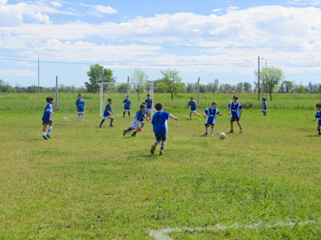 Se abrieron las inscripciones a la Escuela de Fútbol del Club Atlético Estudiantes Universitarios