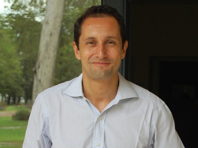 El Ing. Trejo analiz&oacute; la evoluci&oacute;n de las telecomunicaciones