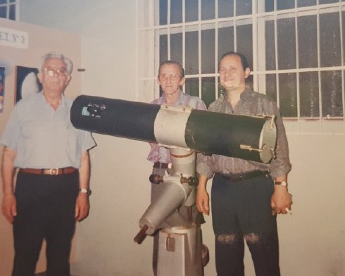 Primer telescopio creado por Hugo Madonna, en el ex Ipet 3, hoy Ipet 50