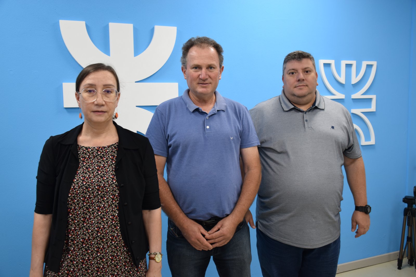 La Ingeniera Laura Rivara, el Ingeniero Gustavo Boglione, y el Ingeniero Gabriel Castagno.