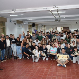 Spaghetti Bridge: exitosa edición del concurso de puentes de fideos en la UTN San Francisco Spaghetti Bridge: exitosa edición del concurso de puentes de fideos en la UTN San Francisco